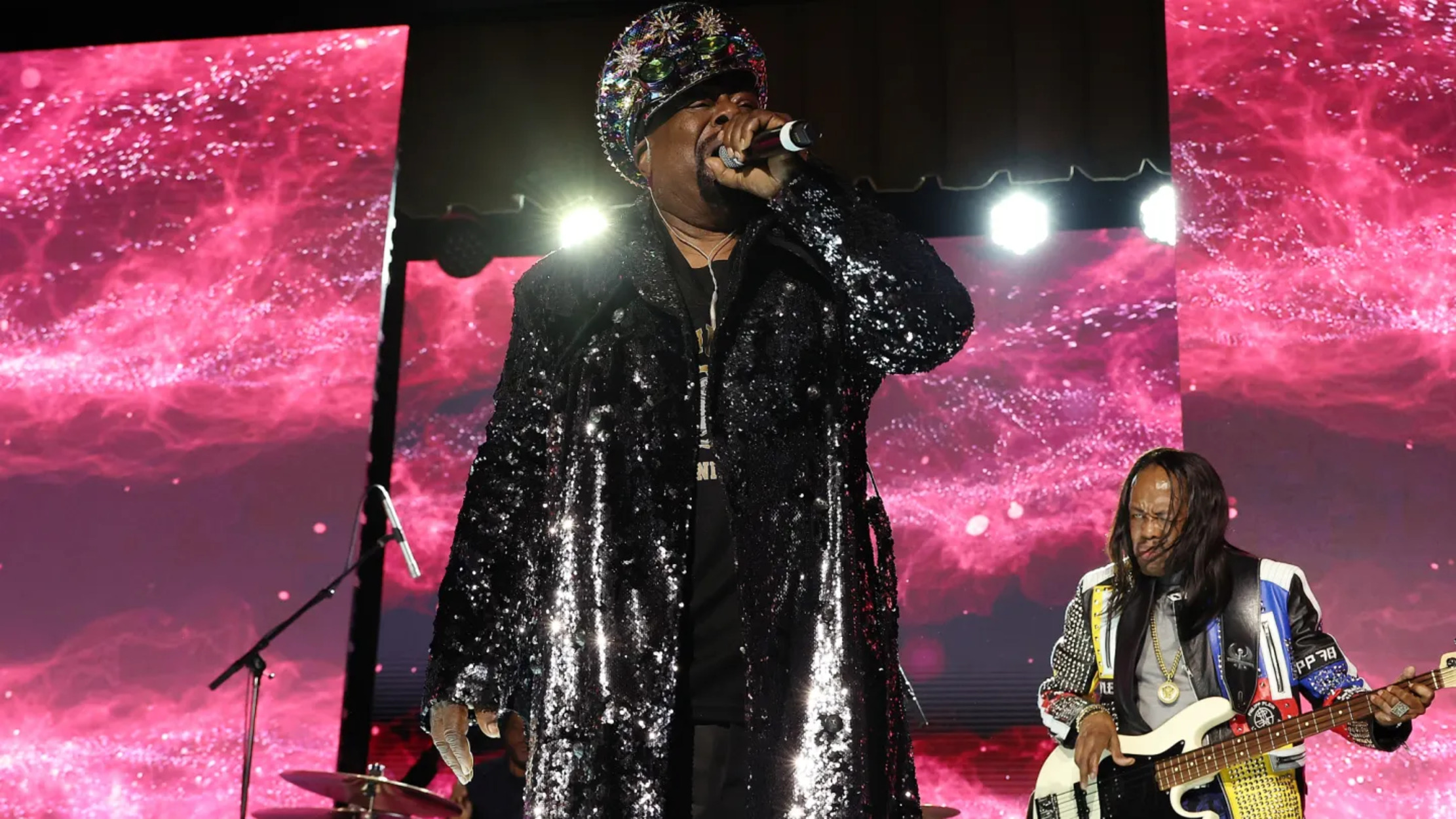 George Clinton Gugat Mantan Rekan Bisnis atas Dugaan Penipuan dan Pelanggaran Hak Cipta
