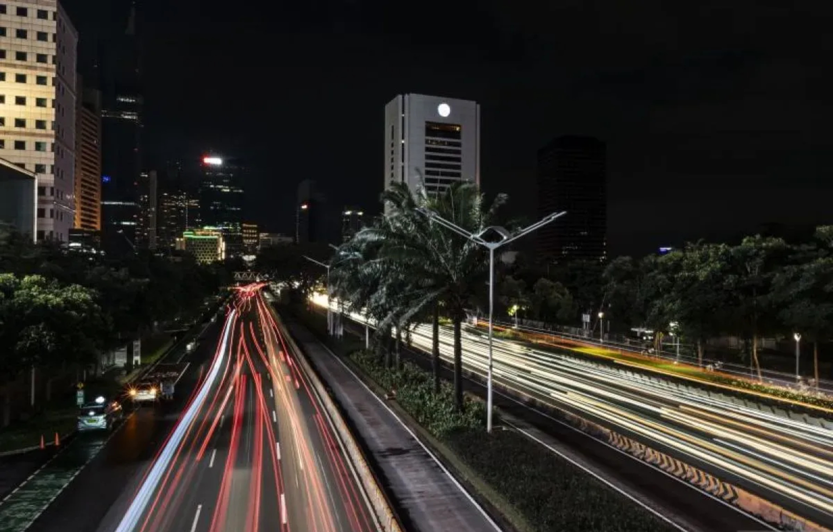 Jakarta Gelar "Aksi Satu Jam untuk Bumi" pada 26 April: Pemadaman Listrik Serentak untuk Kurangi Emisi