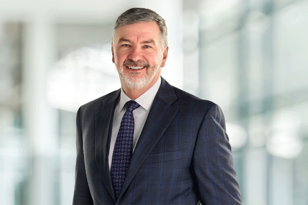 James Snee, CEO dan Chairman Hormel Foods Pensiun pada 2025