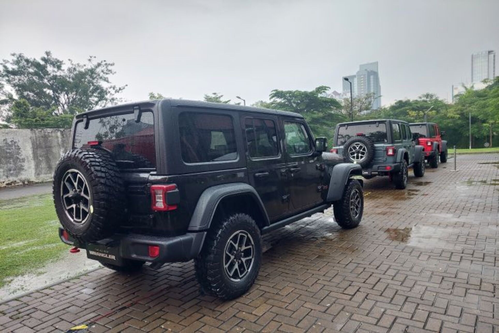 Jeep Luncurkan Wrangler Rubicon 4-Door di Indonesia, Harga Tembus Rp2,3 Miliar