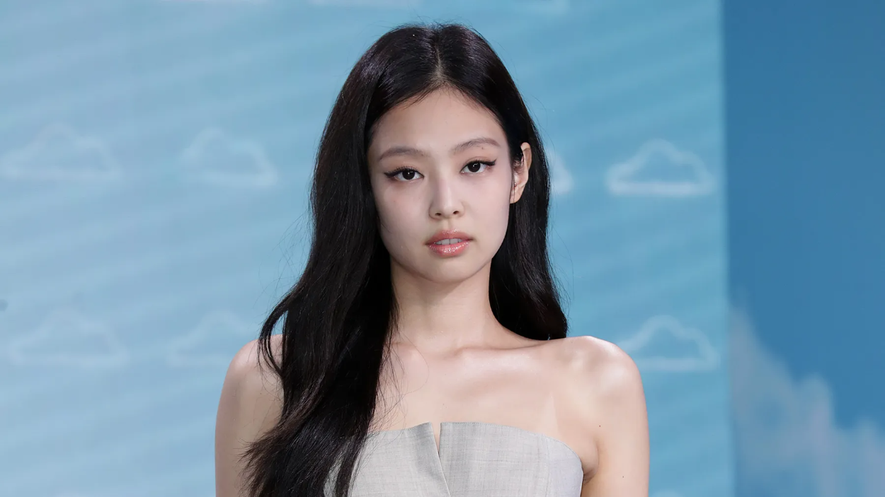 Jennie Blackpink Bersama Dua Musisi Wanita Raih Penghargaan di Billboard Women in Music 2025