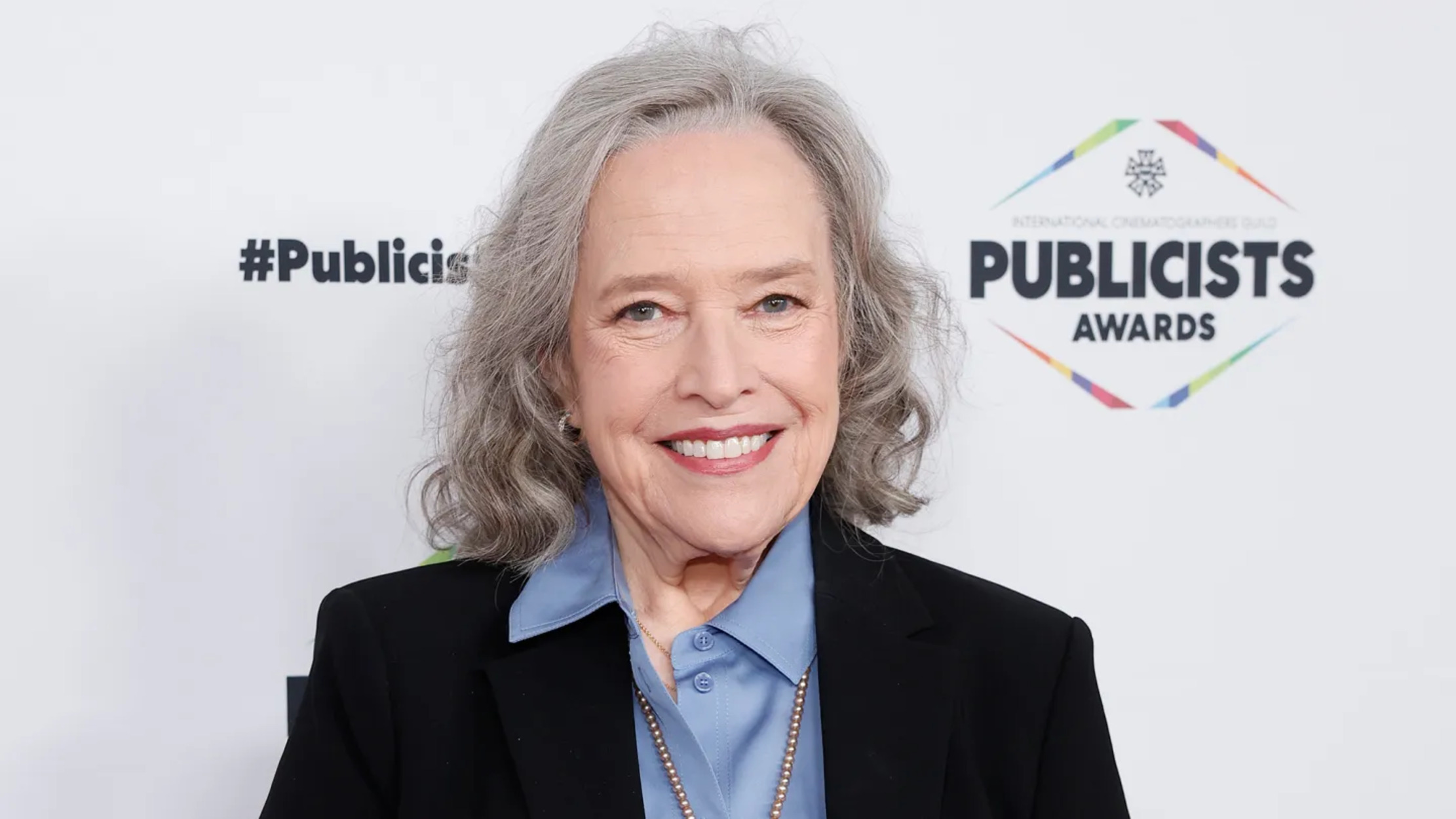 Kathy Bates Raih Penghargaan Showperson of the Year di ICG Publicists Awards ke-62