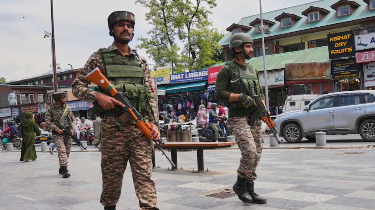 Ketegangan India-Pakistan Memuncak Setelah Serangan di Kashmir