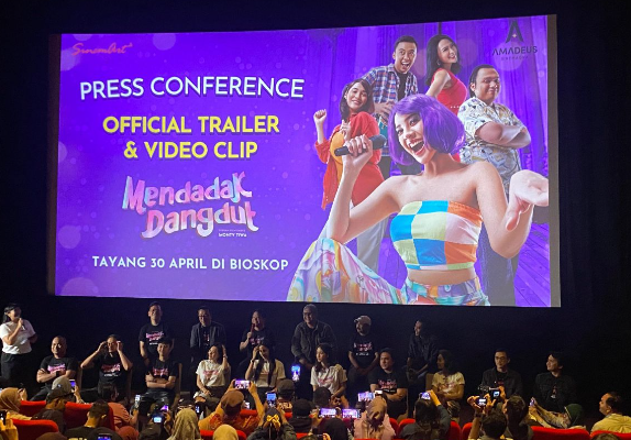 Koleksi Ribuan Lagu Dangdut! Film "Mendadak Dangdut" Bikin Musik Jadi Nyawa Cerita