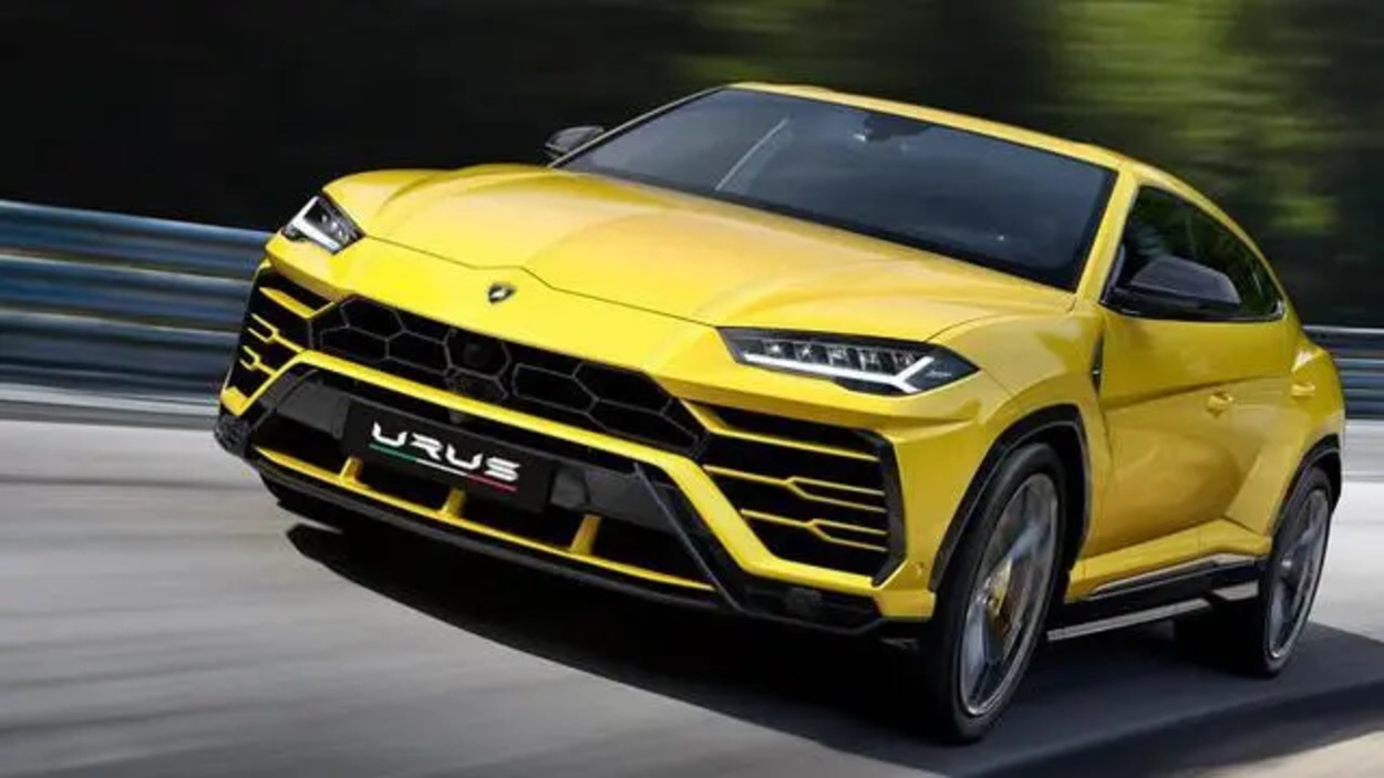 Lamborghini Nggak Mau Jadi Porsche, Cukup Urus Aja dan Gak Perlu Tambah SUV