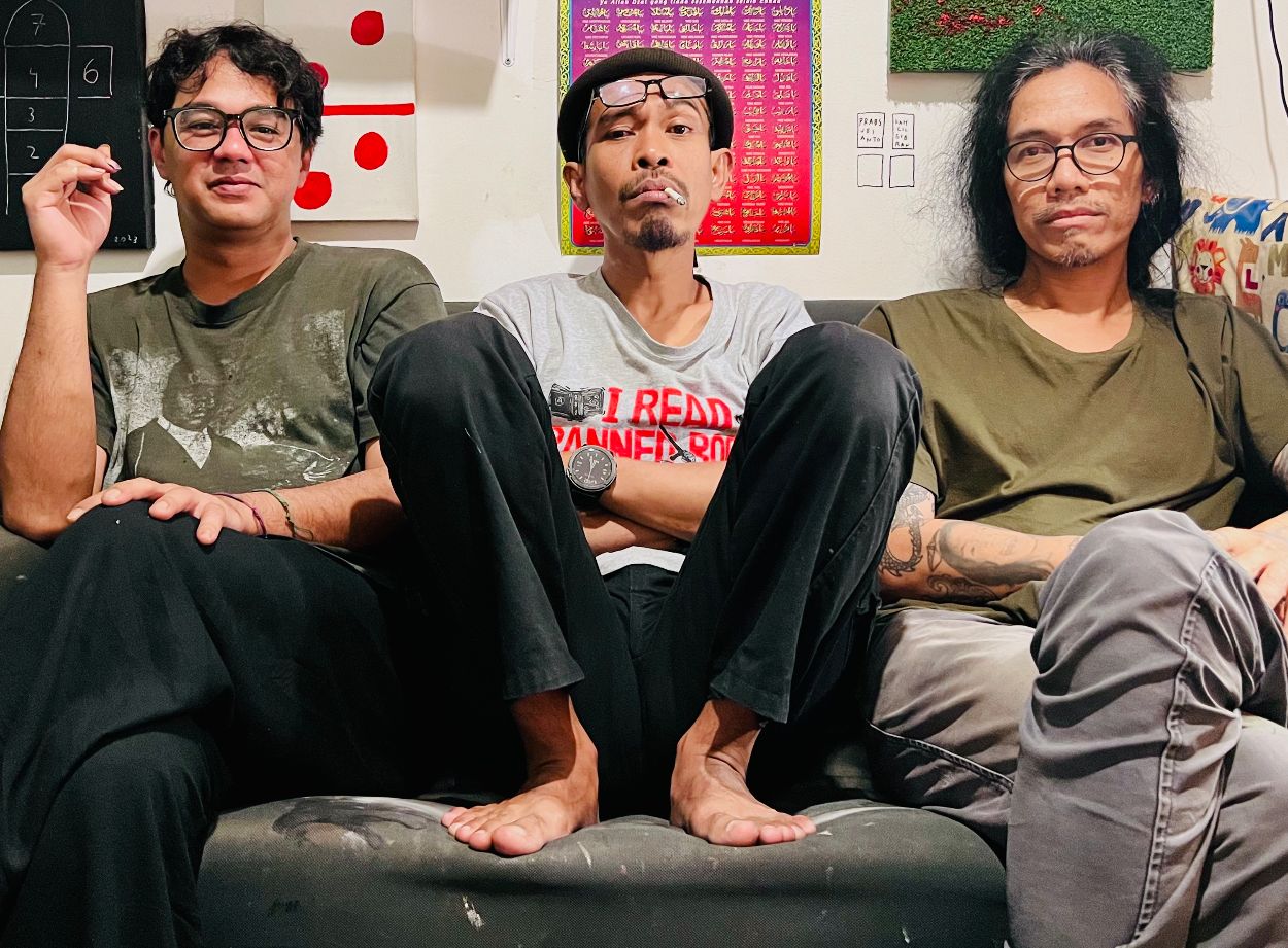 Lepas Single "Siapa yang Tak Pernah", Jason Ranti, Iksan Skuter, dan Bagus Dwi Danto Perkenalkan Trio Lesehan