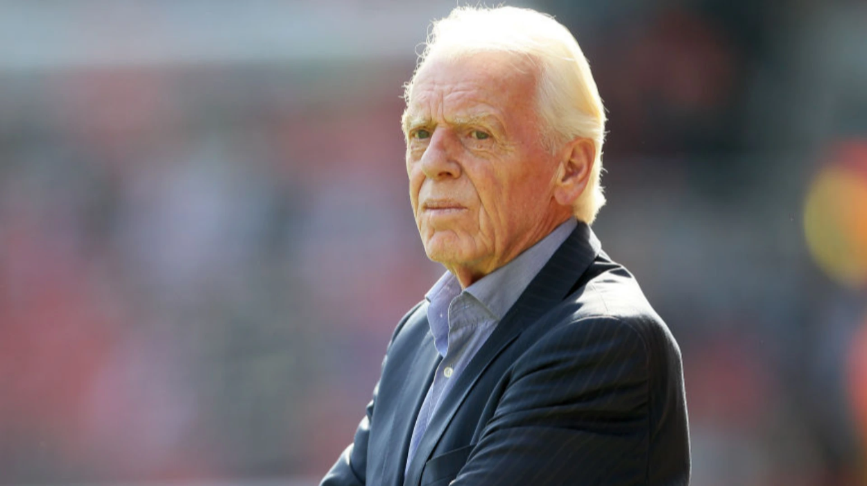 Mantan Pelatih Real Madrid dan Timnas Belanda, Leo Beenhakker, Meninggal di Usia 82 Tahun