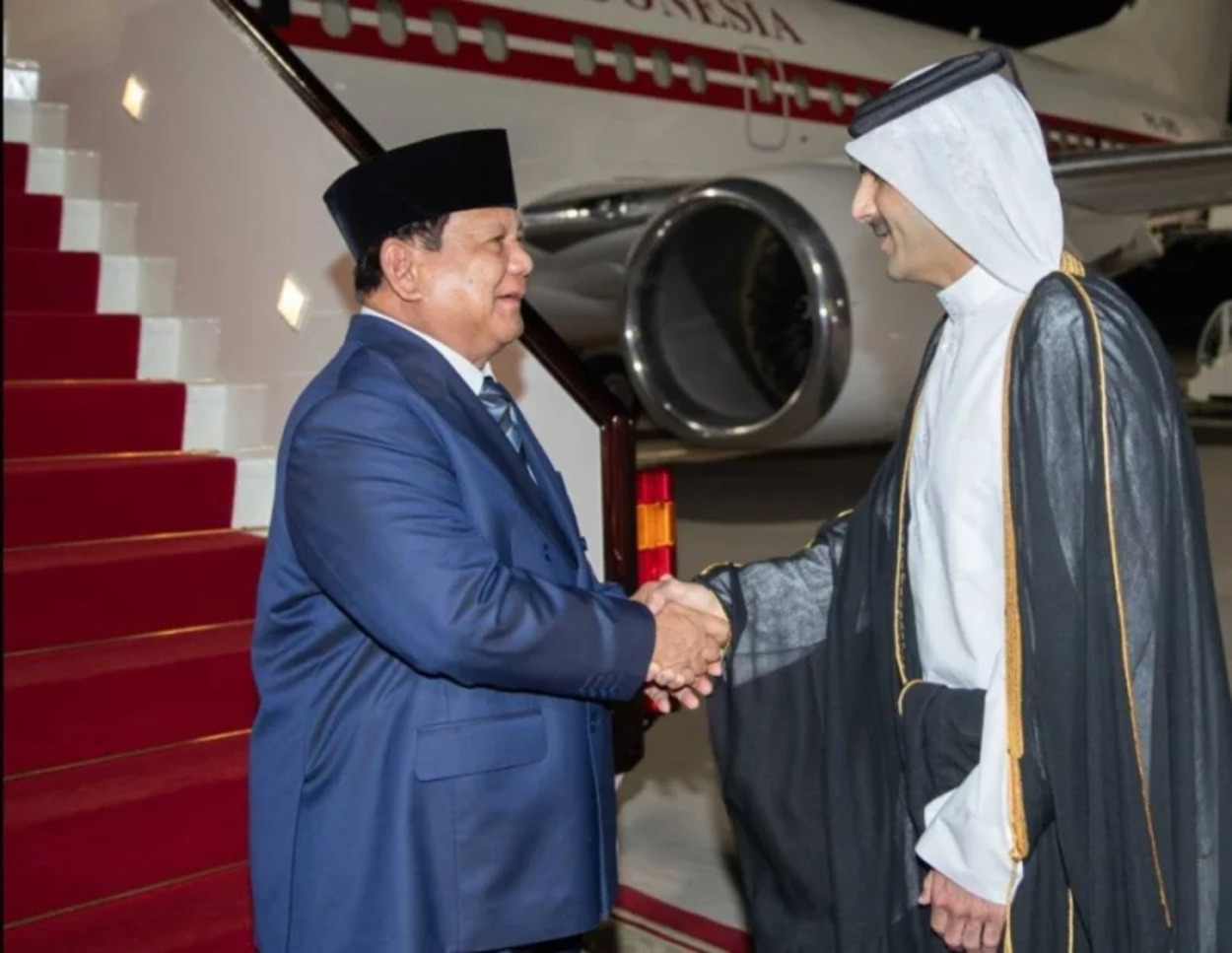 Misi Diplomatik Lanjut! Prabowo Disambut Hangat di Istana Emir Qatar Hingga Penandatangan MoU