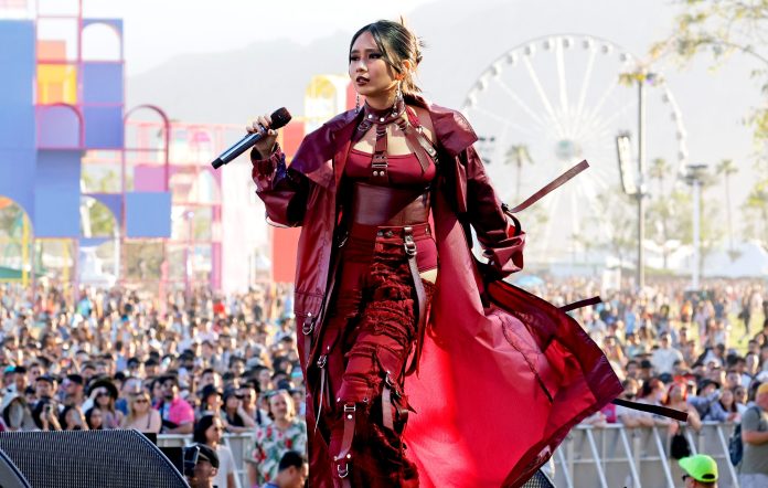 NIKI Gandeng Reality Club dan Sarah Kinsley Tampil Konser di Asia