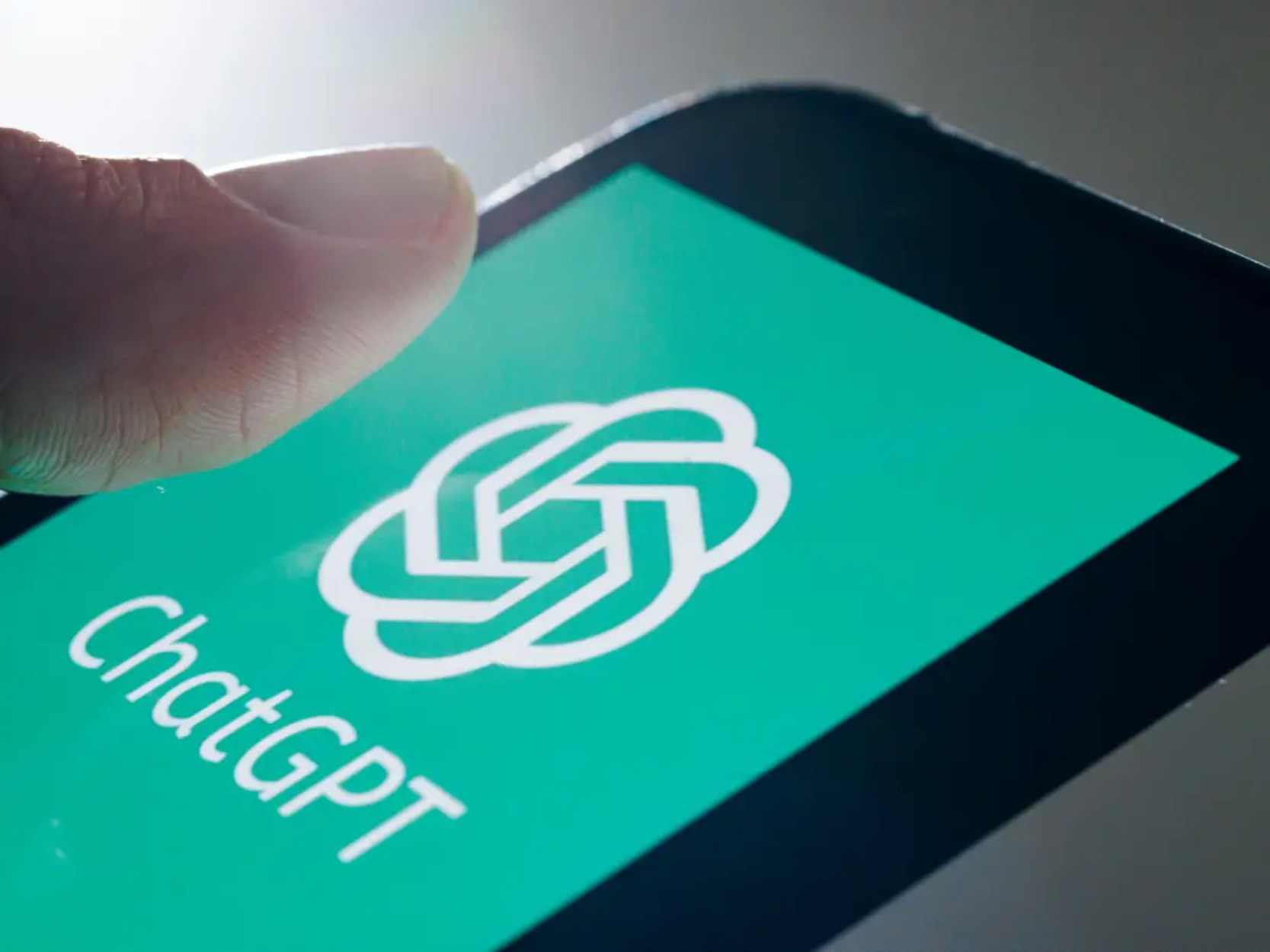 OpenAI Gantikan GPT-4 dengan GPT-4o, Tingkatkan Performa ChatGPT