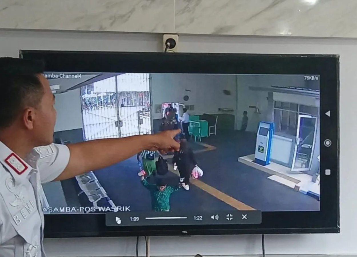 Pria Berjaket Ojol Tertangkap Basah Selundupkan Sabu ke Lapas Cipinang! Ancamannya Bikin Merinding