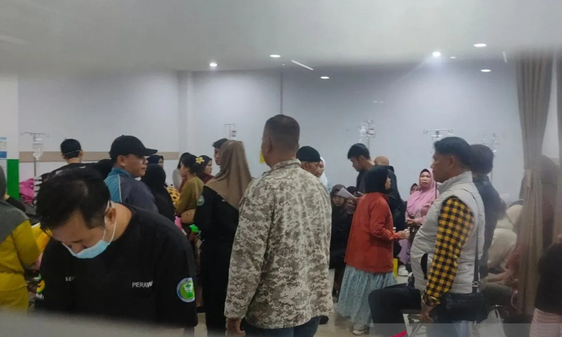 Puluhan Siswa MAN I Cianjur Alami Keracunan Massal Usai Menyantap Makan Bergizi Gratis