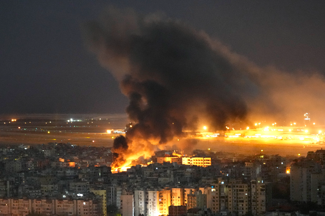 Serangan Udara Israel di Beirut Picu Kekhawatiran atas Gencatan Senjata