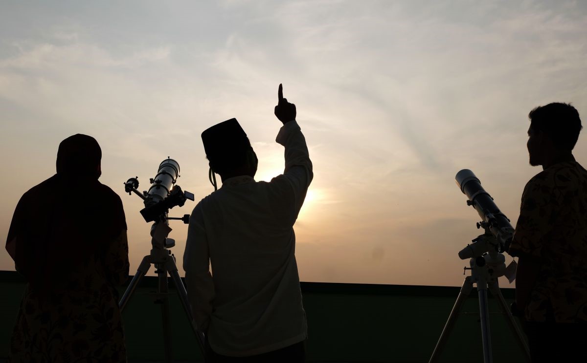 Sidang Isbat Digelar Hari Ini, Gimana Penetapan Awal Lebaran di Indonesia?