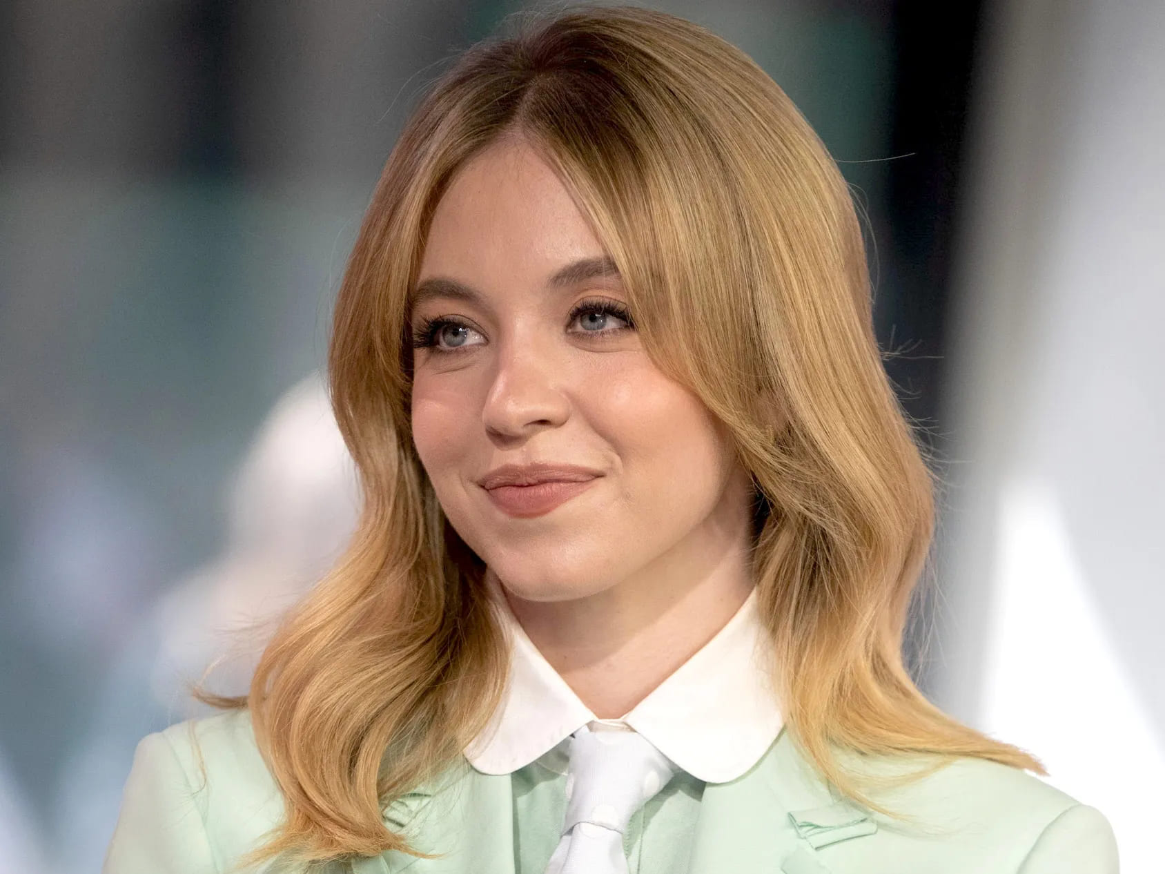 Sydney Sweeney Bikin Gebrakan Baru, Tren Lipstik 