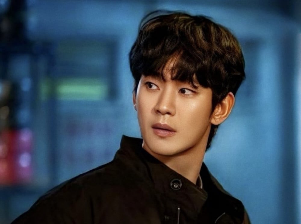 Syuting Drama ‘Knock Off’ Kim Soo Hyun Dihentikan Total Akibat Terancam Skandal