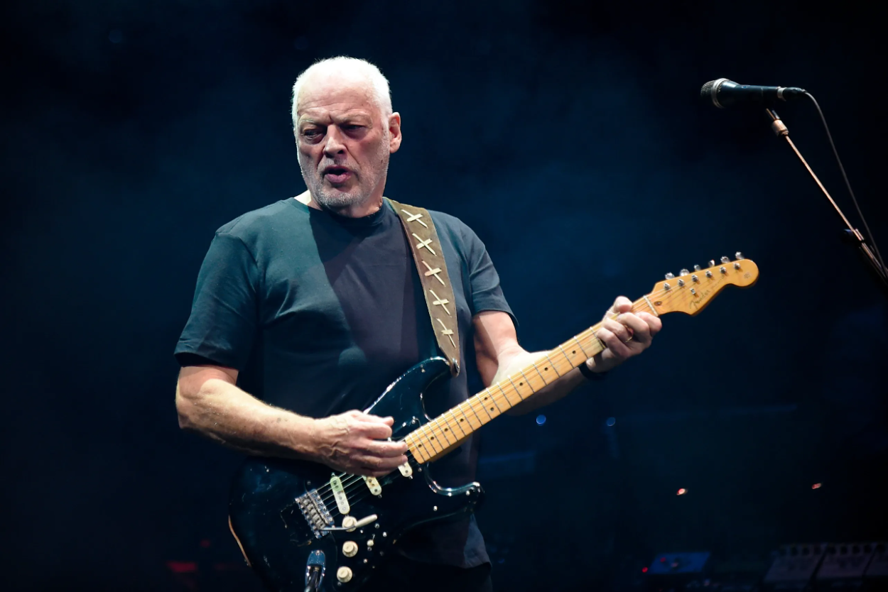 Tegas Bertindak! David Gilmour dari Pink Floyd Gugat Website Penjual Merchandise Palsu