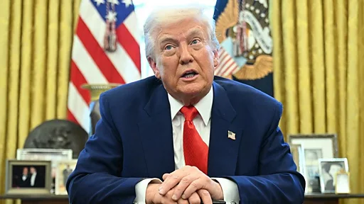 Trump Kembali Bikin Ketar-Ketir: Tak Ada Negara yang Bakal Lolos dari Perang Dagang