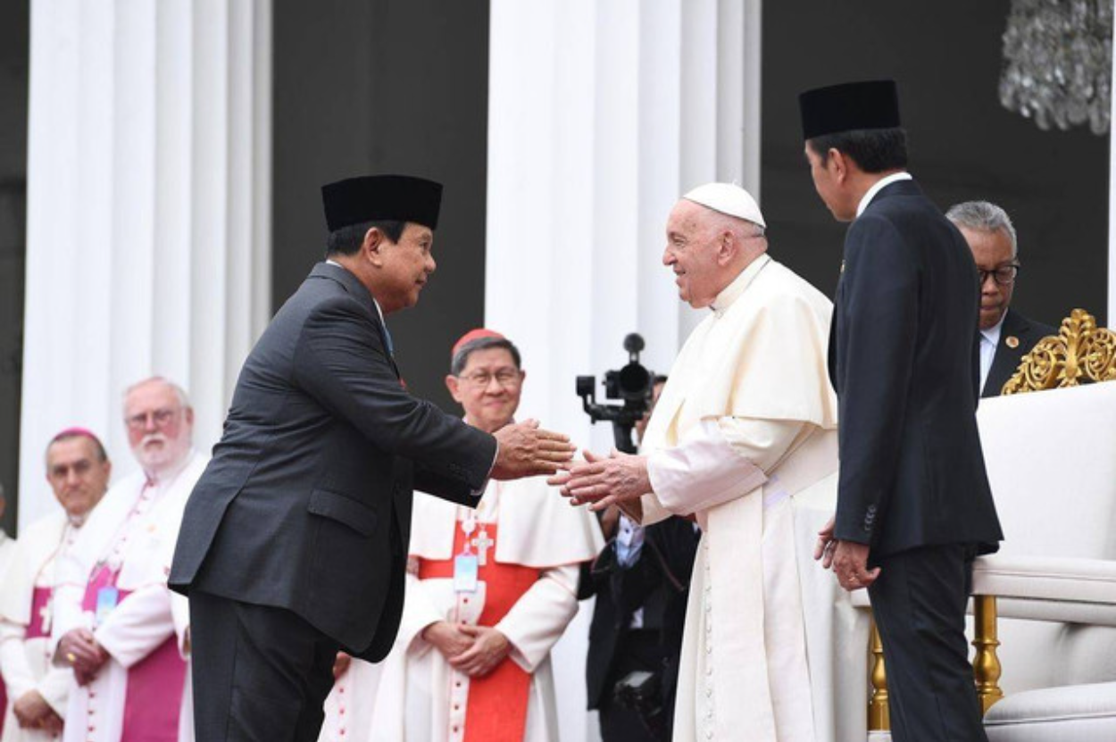 Tugas Kenegaraan ke Vatikan: Prabowo Utus Jokowi, Jonan, Pigai, dan Thomas Djiwandono