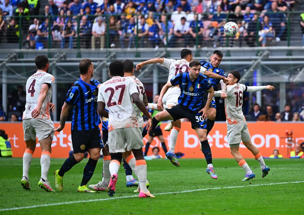 Tumbang 0-1 dari Roma, Inter Milan Digusur Napoli dari Puncak Klasemen