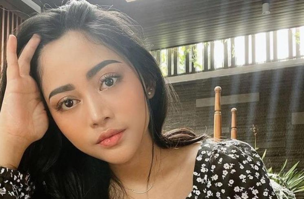 Viral! Rachel Vennya Curhat Hadiah Kosmetik Ditahan Bea Cukai: Buat Konten, Bukan Jualan