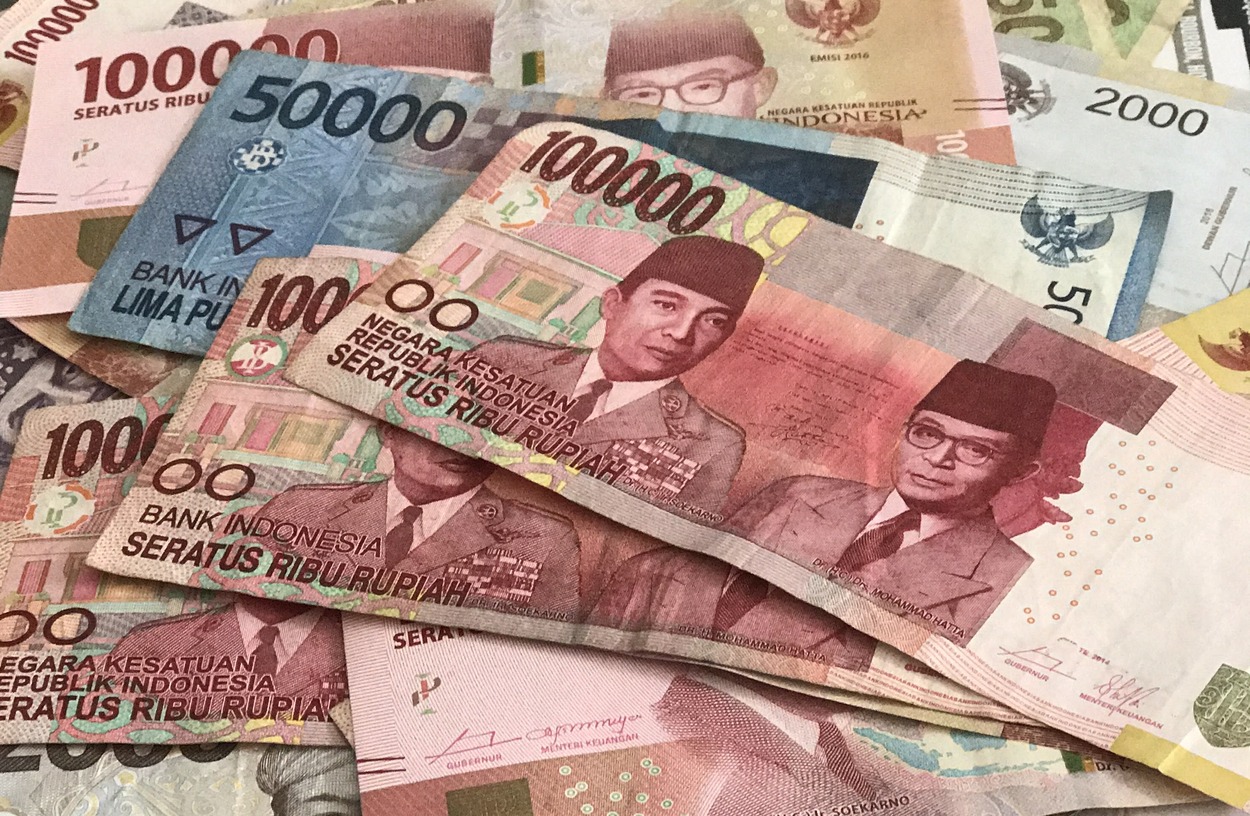 Trump Ngegas! Tarif Dagang Naik Tapi Rupiah Malah Diprediksi Bakal Nanjak