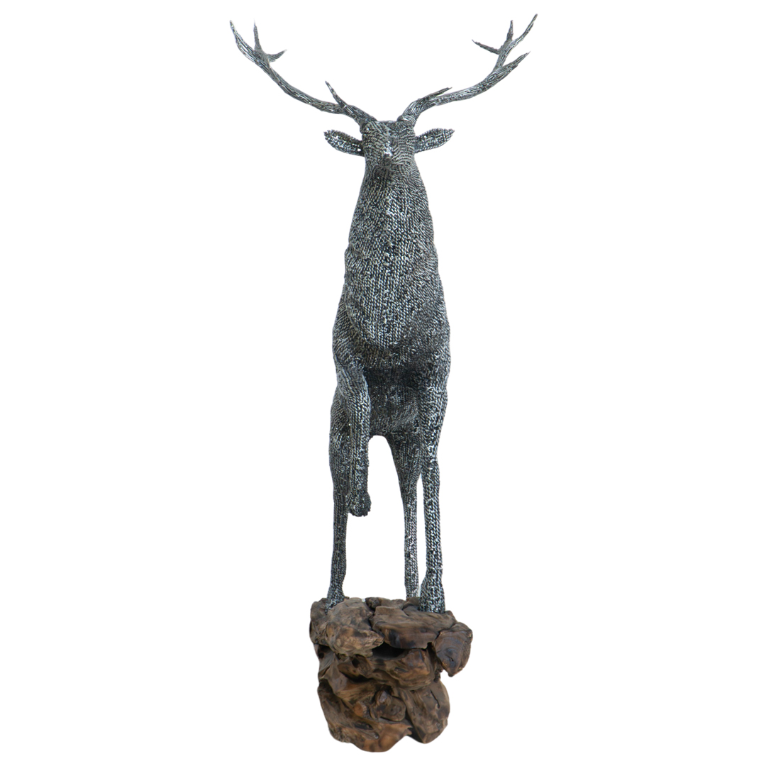 Peak Stag - T - Natural Black Silver TP - Wood Base - Twisted Strand