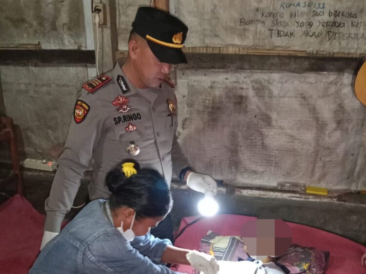 Gantung Diri Pakai Tali Nilon, Semasa Hidup Pendiam dan Kuper