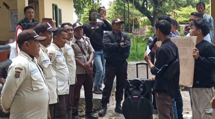 Sarana Olahraga Dihilangkan, Askep Kebun Balimbingan “Buang Badan”