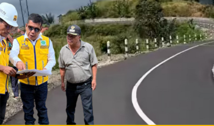 Sentuhan Radiapoh, Buat Jalan di Simalungun Enak Dipandang