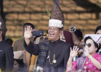 Masyarakat Mau Bergandengan dalam Marharoan Bolon, Jalan Mantap Menjadi 42%