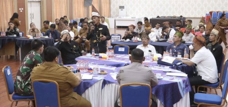 Inginkan Bupati Anton Memutuskan Pengajuan Tanah Adat, Kabag Hukum: Belum Ada Payung Hukumnya