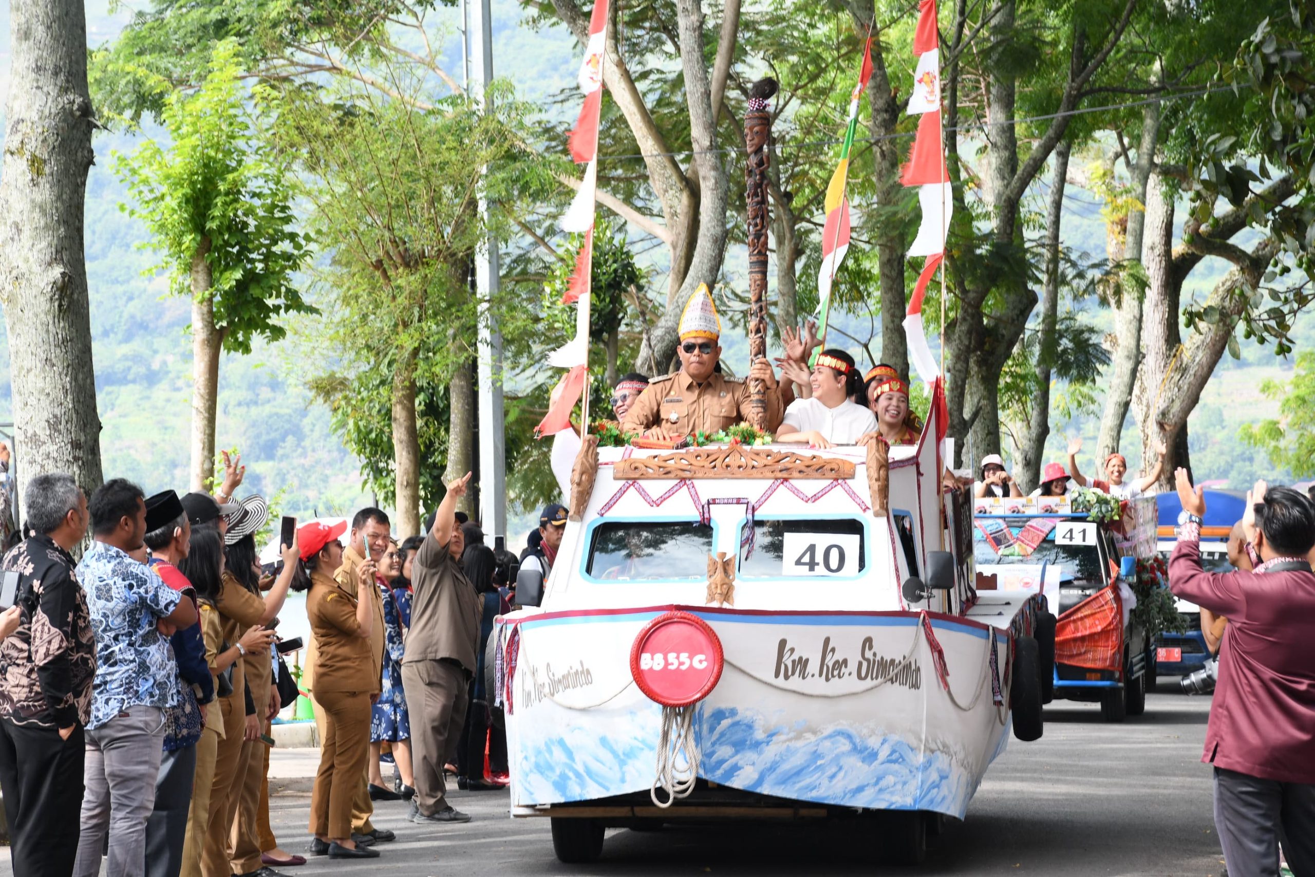 Perayaan Hari Jadi Ke 20 Kabupaten Samosir Dimeriahkan Karnaval