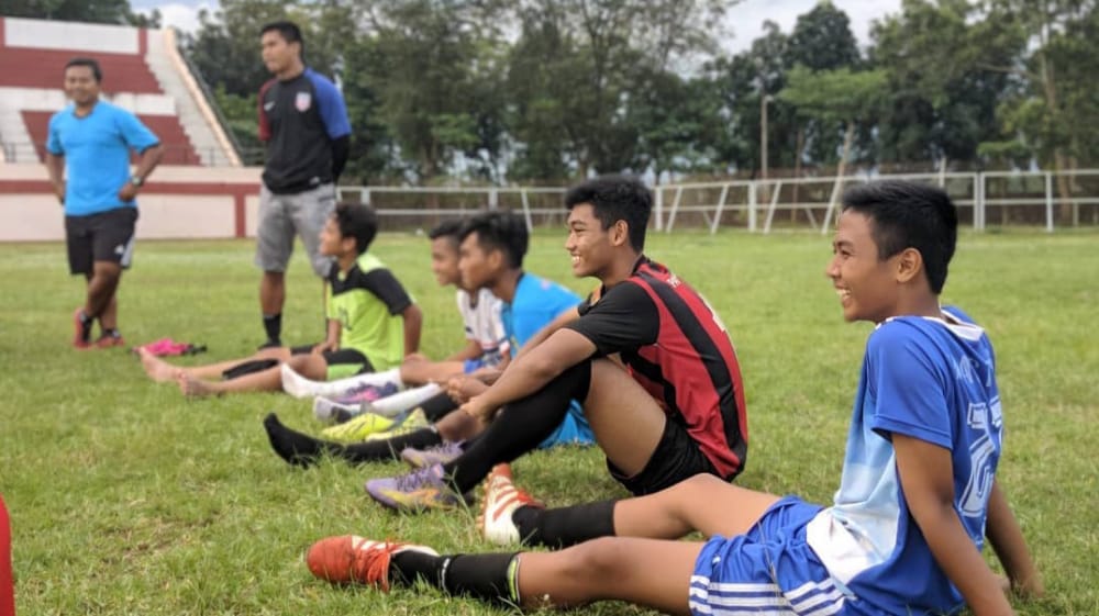 Kenangan pemain Persiga saat istirahat latihan di Stadion Menak Sopal/Foto: Dok. Persiga