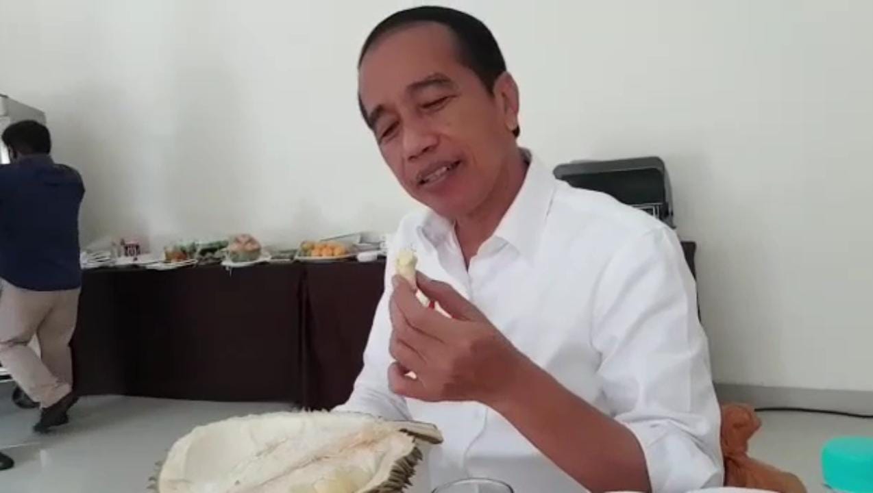 Jokowi Memuji Rasa Durian Ripto Khas Trenggalek