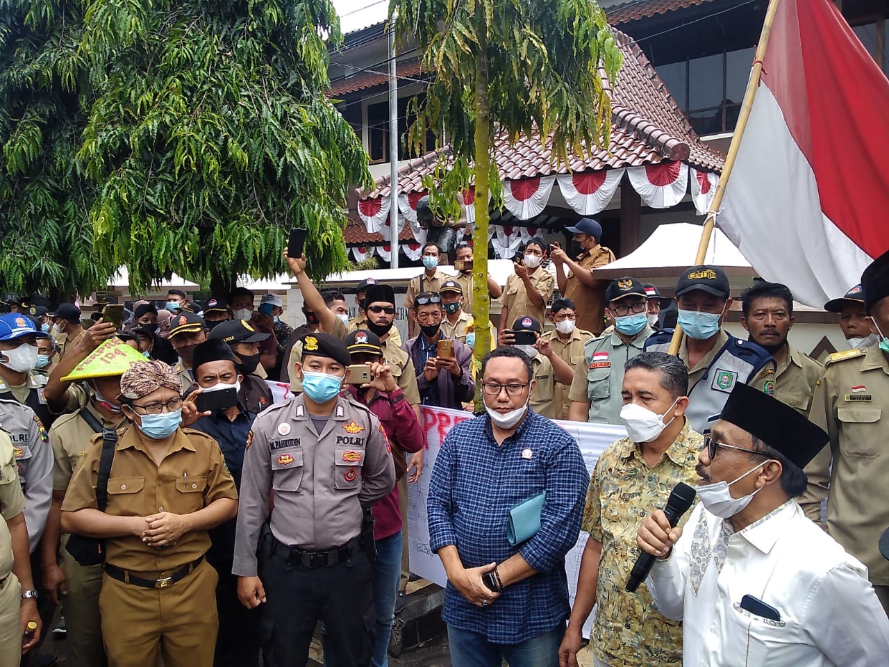 DPRD Trenggalek Siap Menyampaikan Aspirasi Tolak Perpres 104 ke Pemerintah Pusat