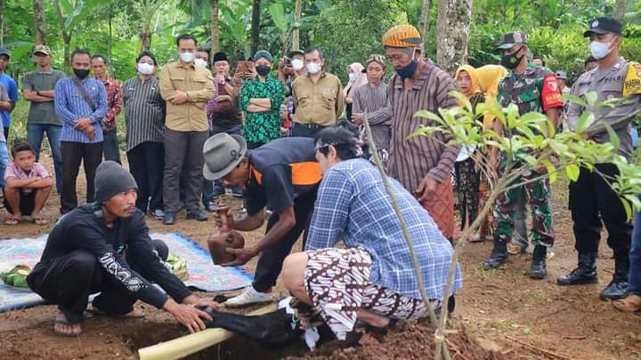 Festival Banyu Sekara 2022 di Desa Terbis, Kecamatan Panggul, Kabupaten Trenggalek