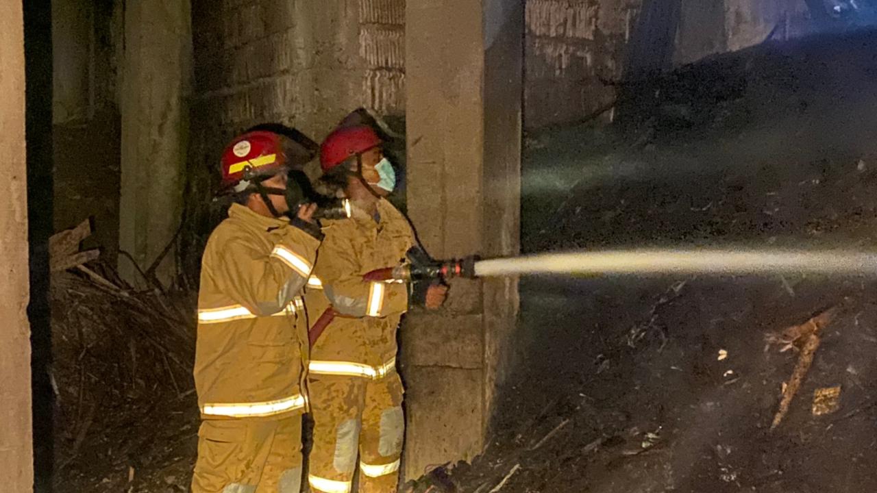 Tempat Limbah Gergajian Kayu Milik Warga Kecamatan Kampak Trenggalek Alami Kebakaran