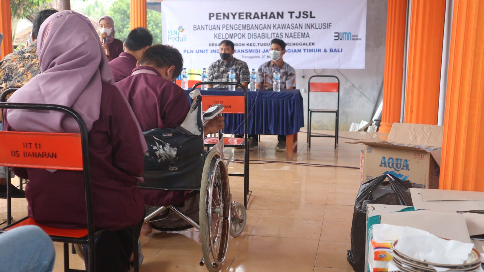 Dukung Perumahan Disabilitas Naeema, PLN Madiun Boyong Bantuan ke Trenggalek 