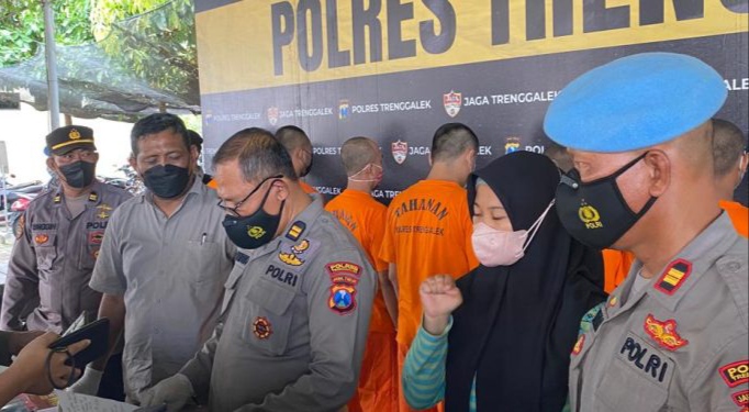 Delapan Tersangka Kasus Peredaran Narkoba di Trenggalek Dihukum 20 Tahun Penjara dan Denda Rp. 10 Miliar