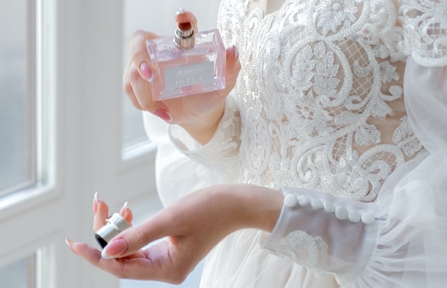 7 rahasia memakai parfum supaya wanginya tahan lama/Foto: Pexels