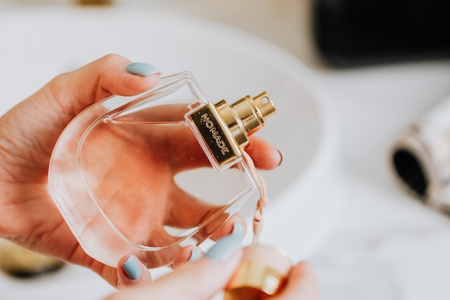 Ilustrasi parfum wangi