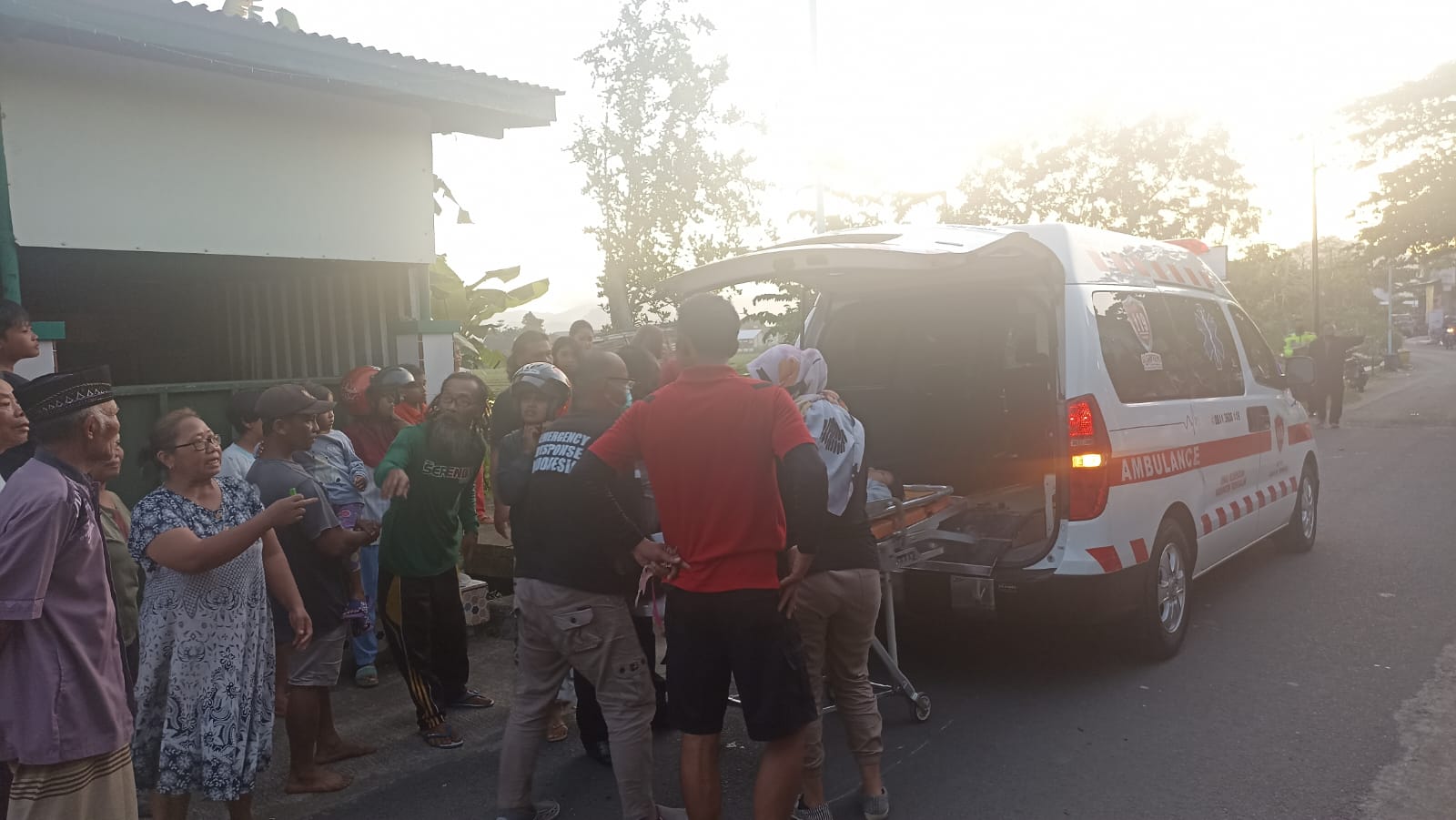 Adu Banteng Supra Lawan Vario di Trenggalek, Pengendara Terpental 20 Meter