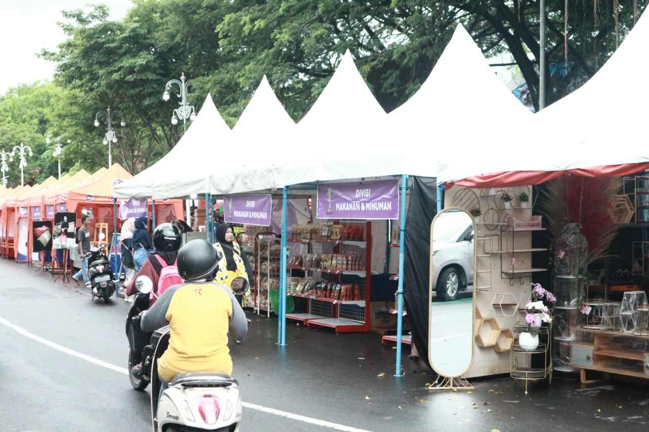 Pasar Rakyat, Temani Tahun Baru 2023 Warga Trenggalek: 35 Stan Gratis 