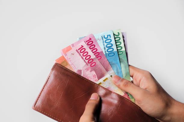 Ilustrasi uang di dompet gaji PPS/Foto: Pixabay