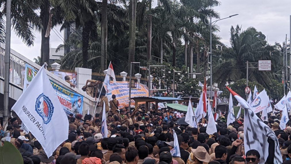 Jakarta Ibukota Adu Nasib, Ratusan Perangkat Desa Trenggalek Tuntut Status