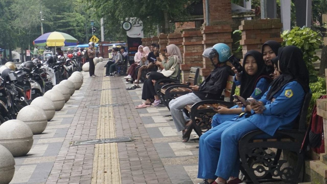 Rekomendasi Tempat Ngabuburit di Trenggalek, dari Wisata Pantai Hingga Pasar