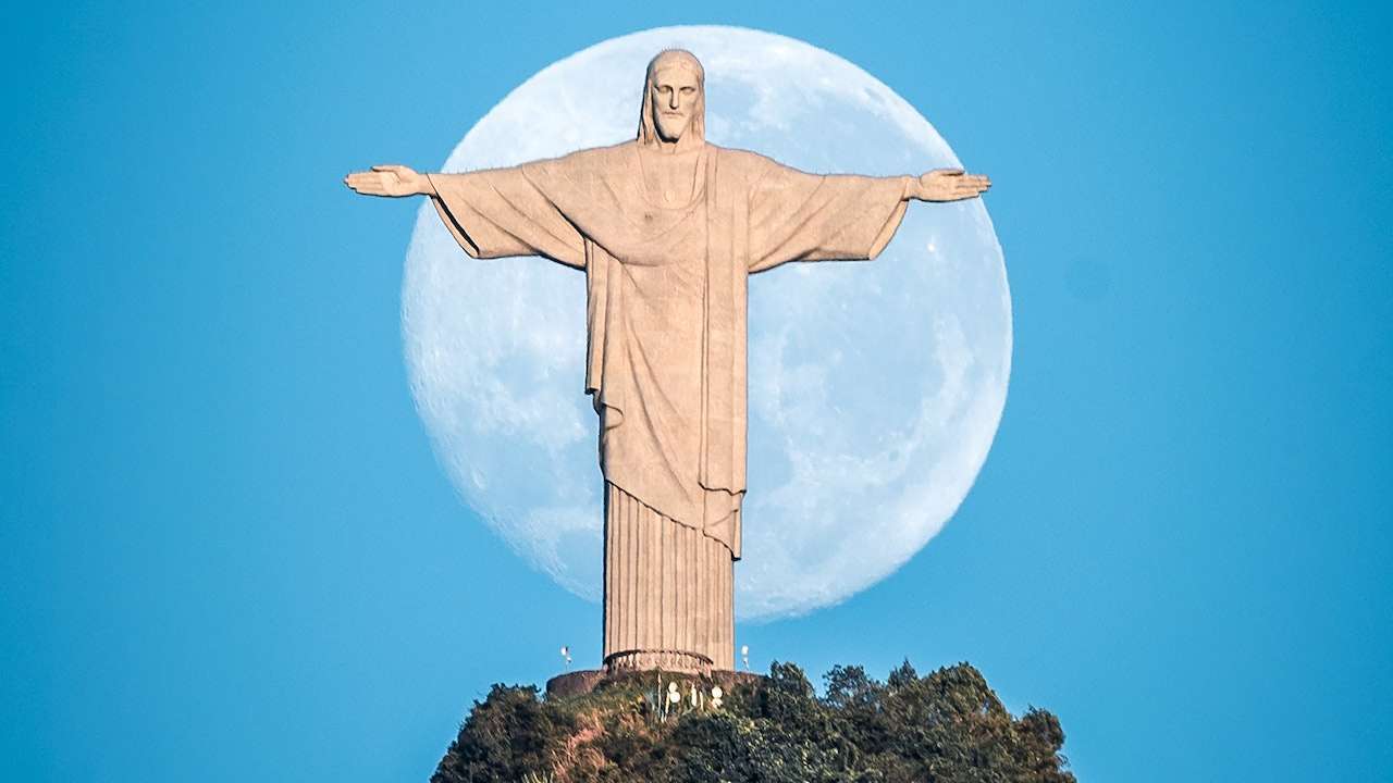 Ilustrasi Kenaikan Isa Almasih. Patung Yesus Kristus/Foto: Pexels