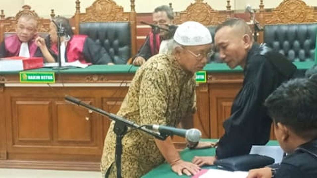 Soeharto Mantan Bupati Trenggalek Bebas, Tunggu Satu Bulan Lagi