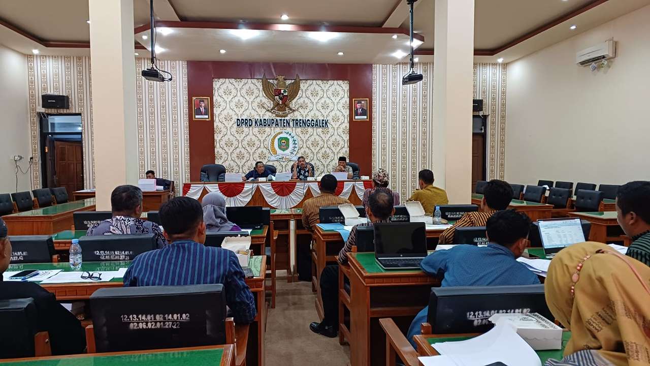 Rapat Komisi IV DPRD Trenggalek/Foto: Raden Zamz (Kabar Trenggalek)